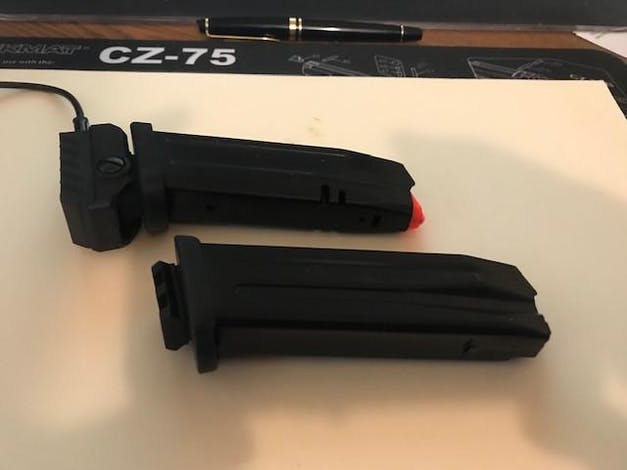 mantisx dry fire training magazine mount for pistols with out asesory rails